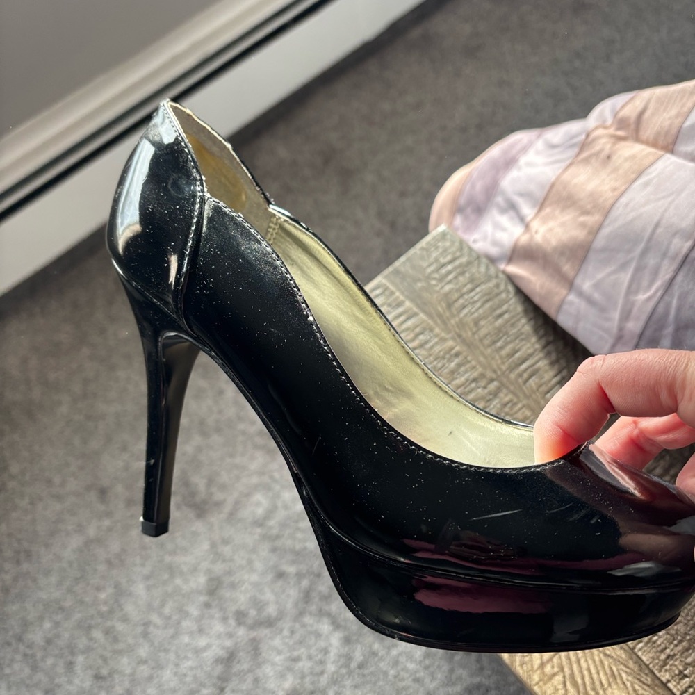 Guess Black Patent High Heel Pumps